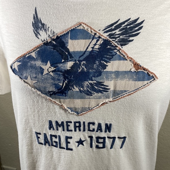 American Eagle 1977 Patch T-shirt Small - Picture 2 of 5